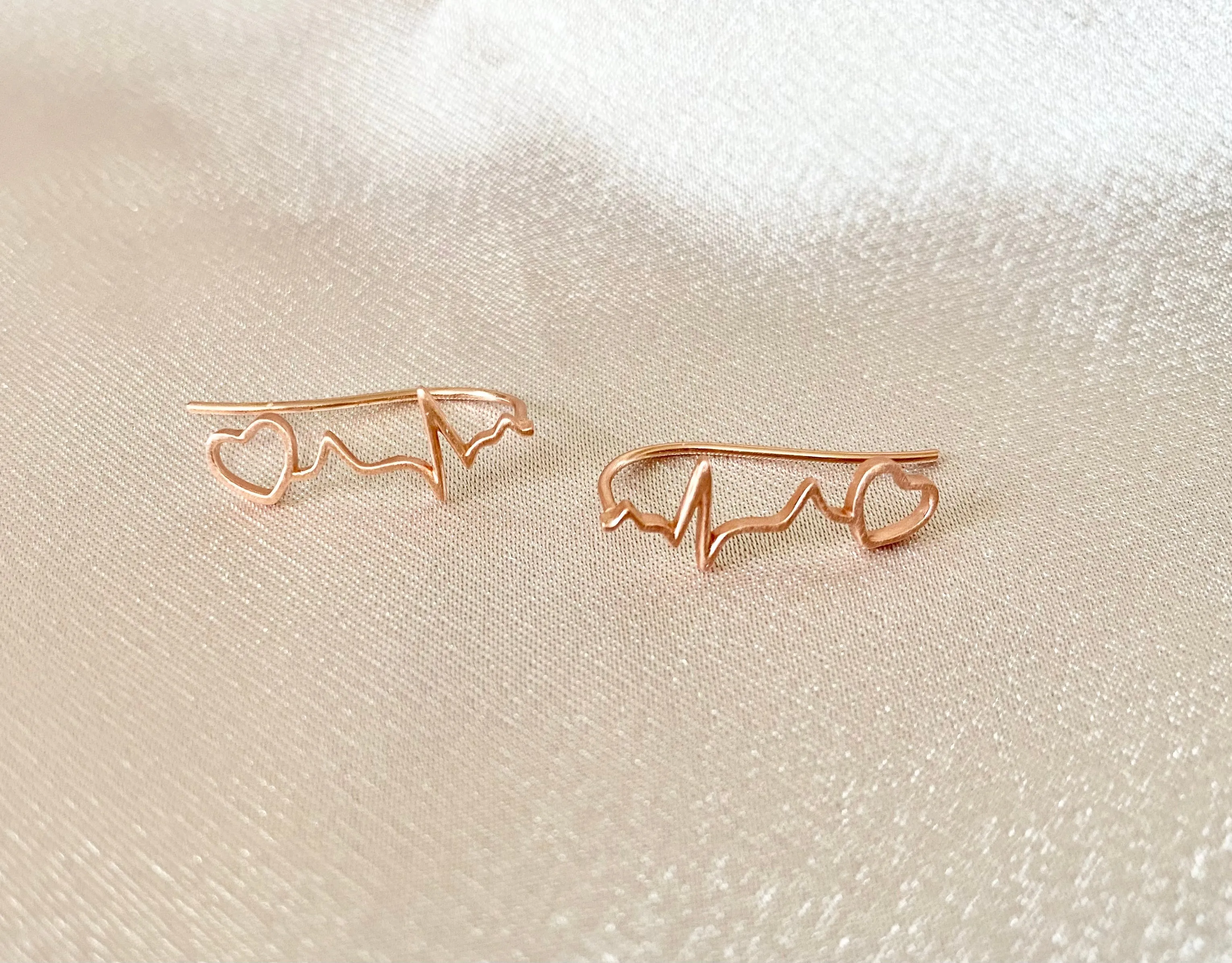 Heartbeat climber, Heartbeat earrings