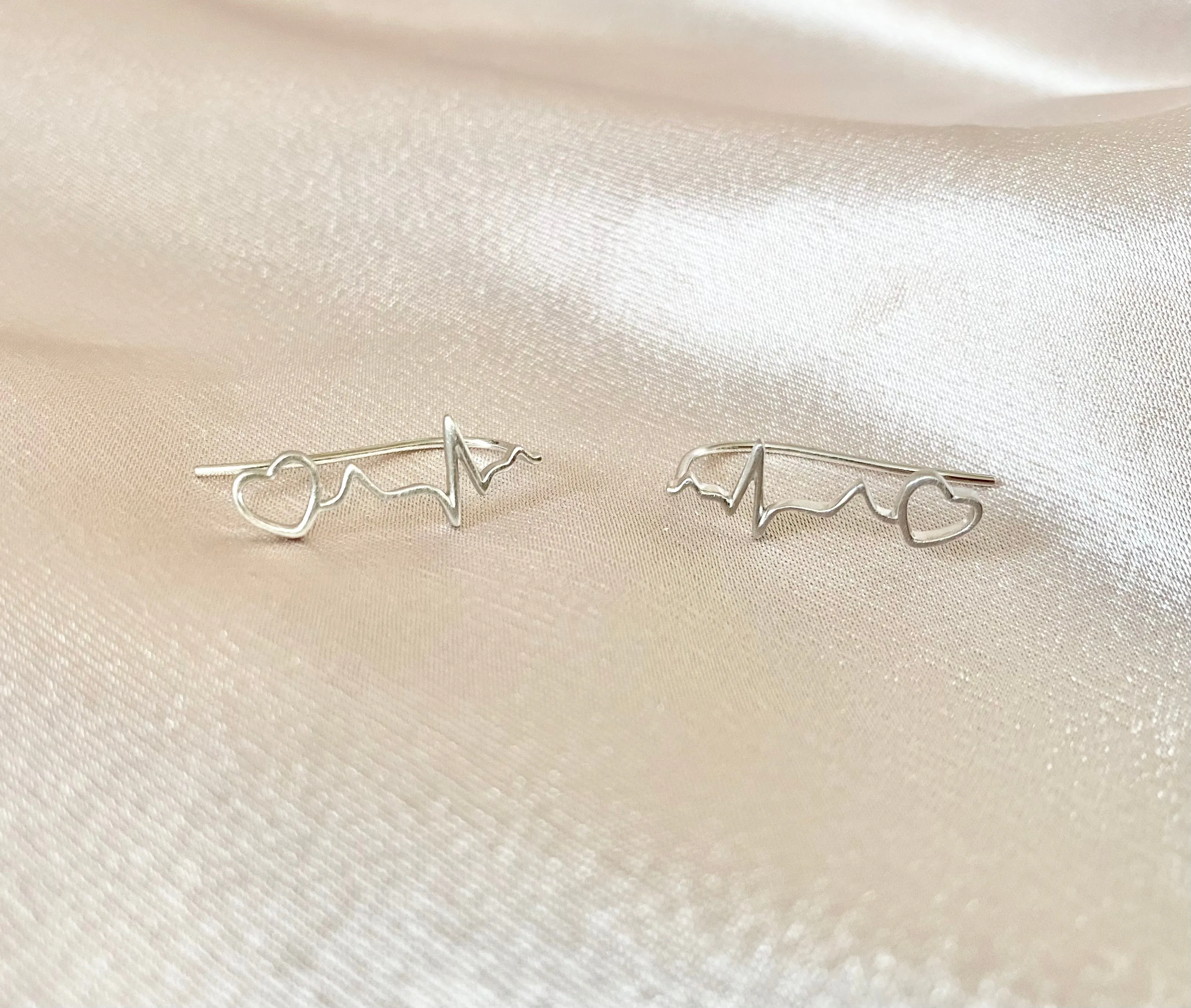 Heartbeat climber, Heartbeat earrings