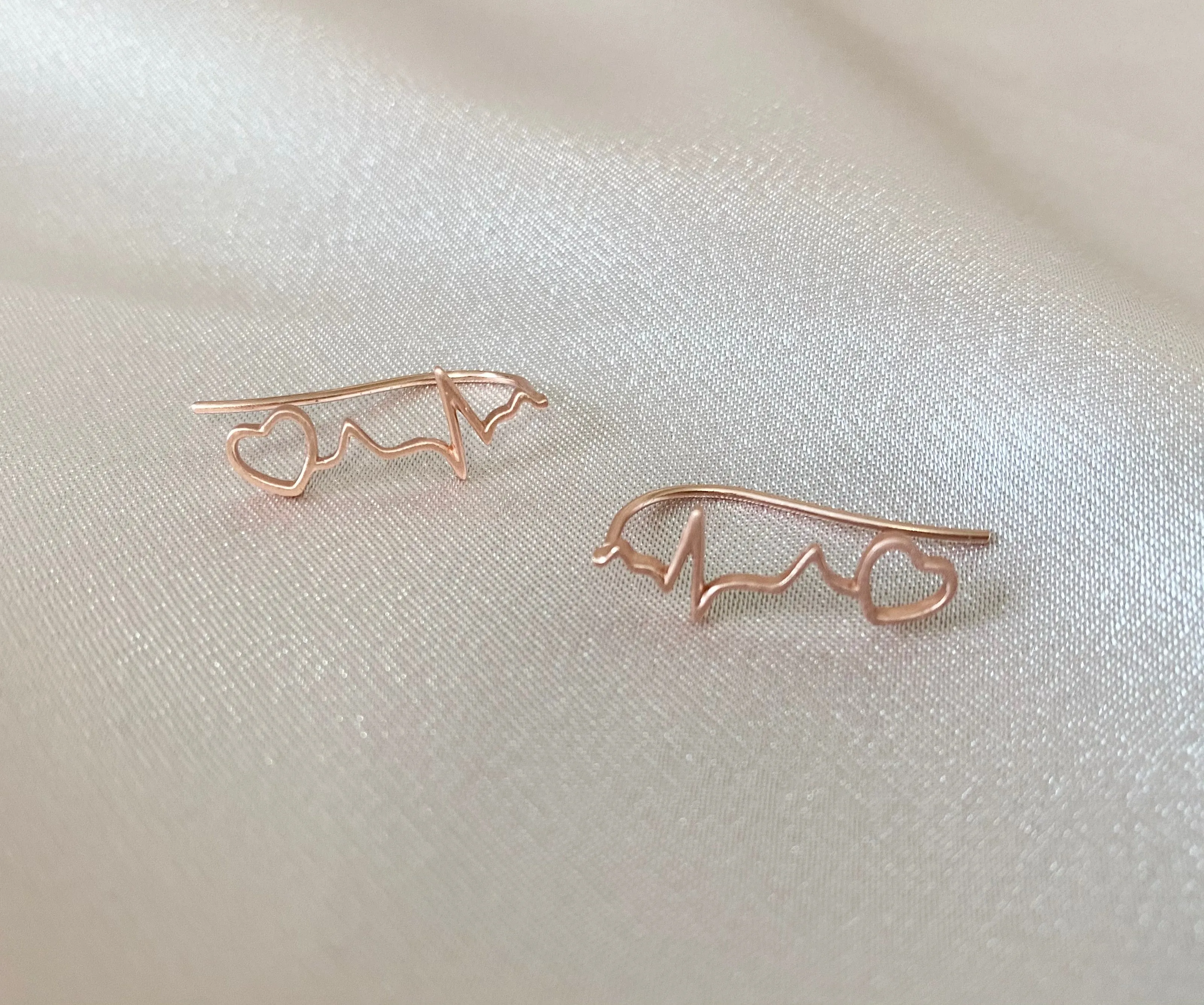Heartbeat climber, Heartbeat earrings