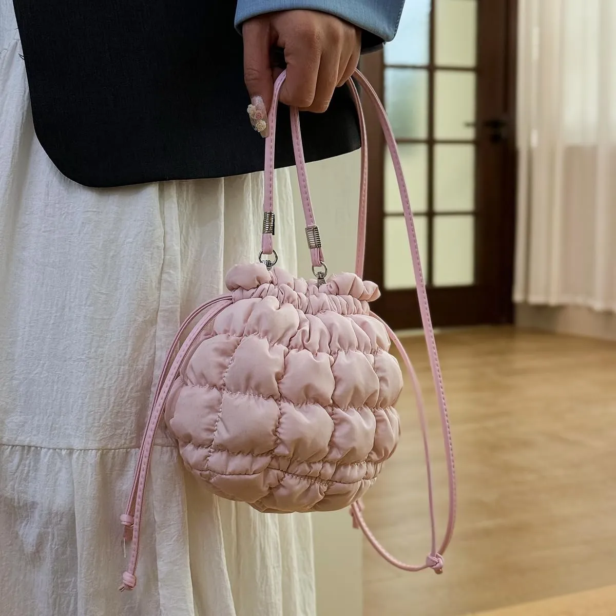 Mini Puffer Crossbody Bag for Women Quilted Drawstring Bucket Bag Puffy Purse Shoulder Nylon Hobo Handbag Lightweight
