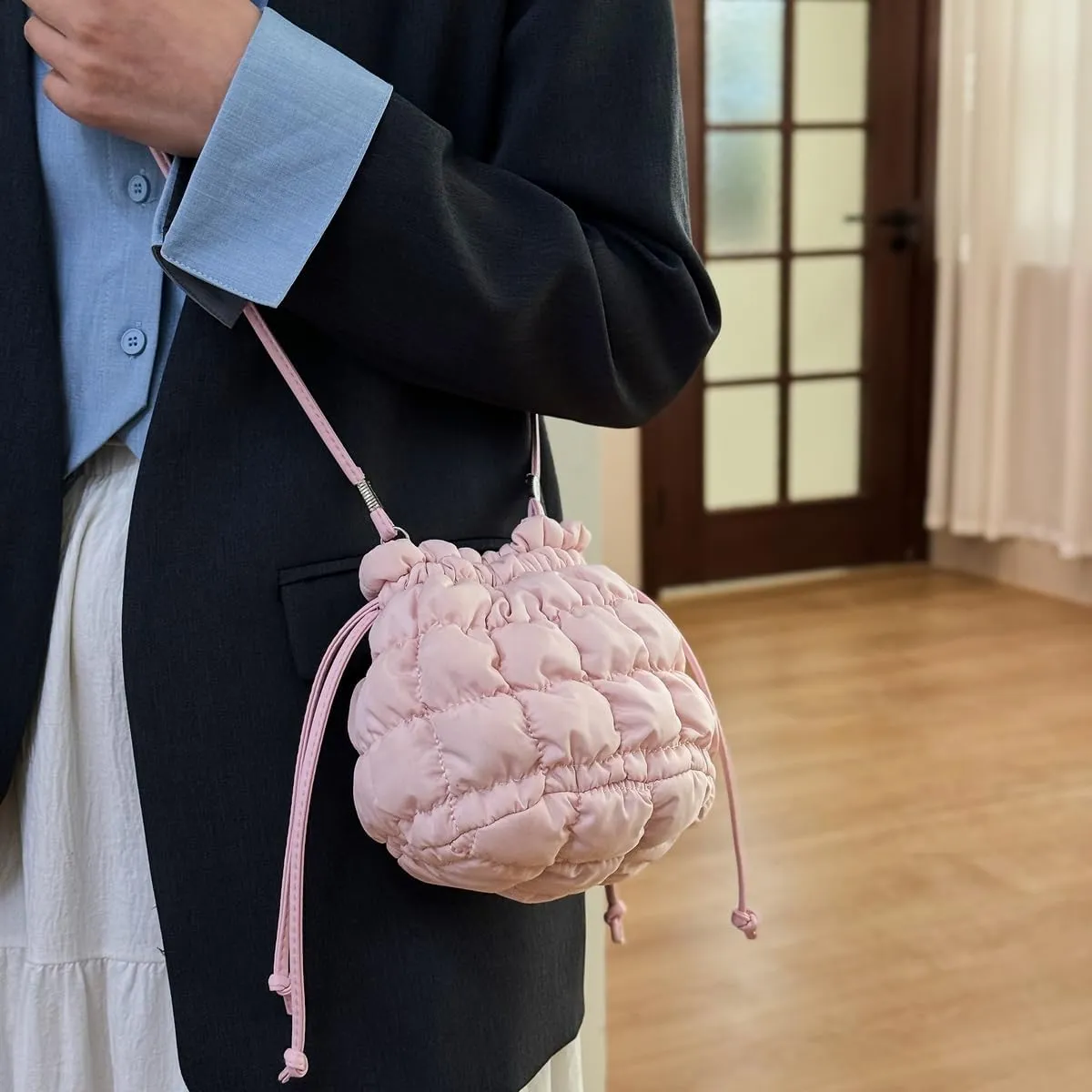 Mini Puffer Crossbody Bag for Women Quilted Drawstring Bucket Bag Puffy Purse Shoulder Nylon Hobo Handbag Lightweight